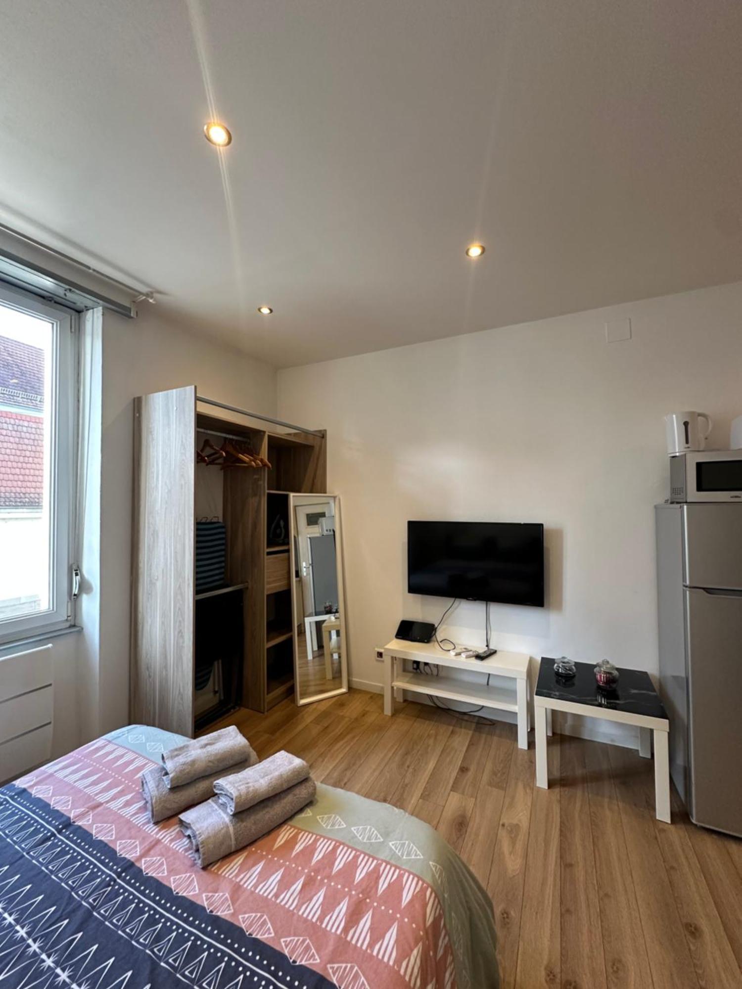 # Le 9 # Joli Neuf, Equipe Centre * Mulhouse
