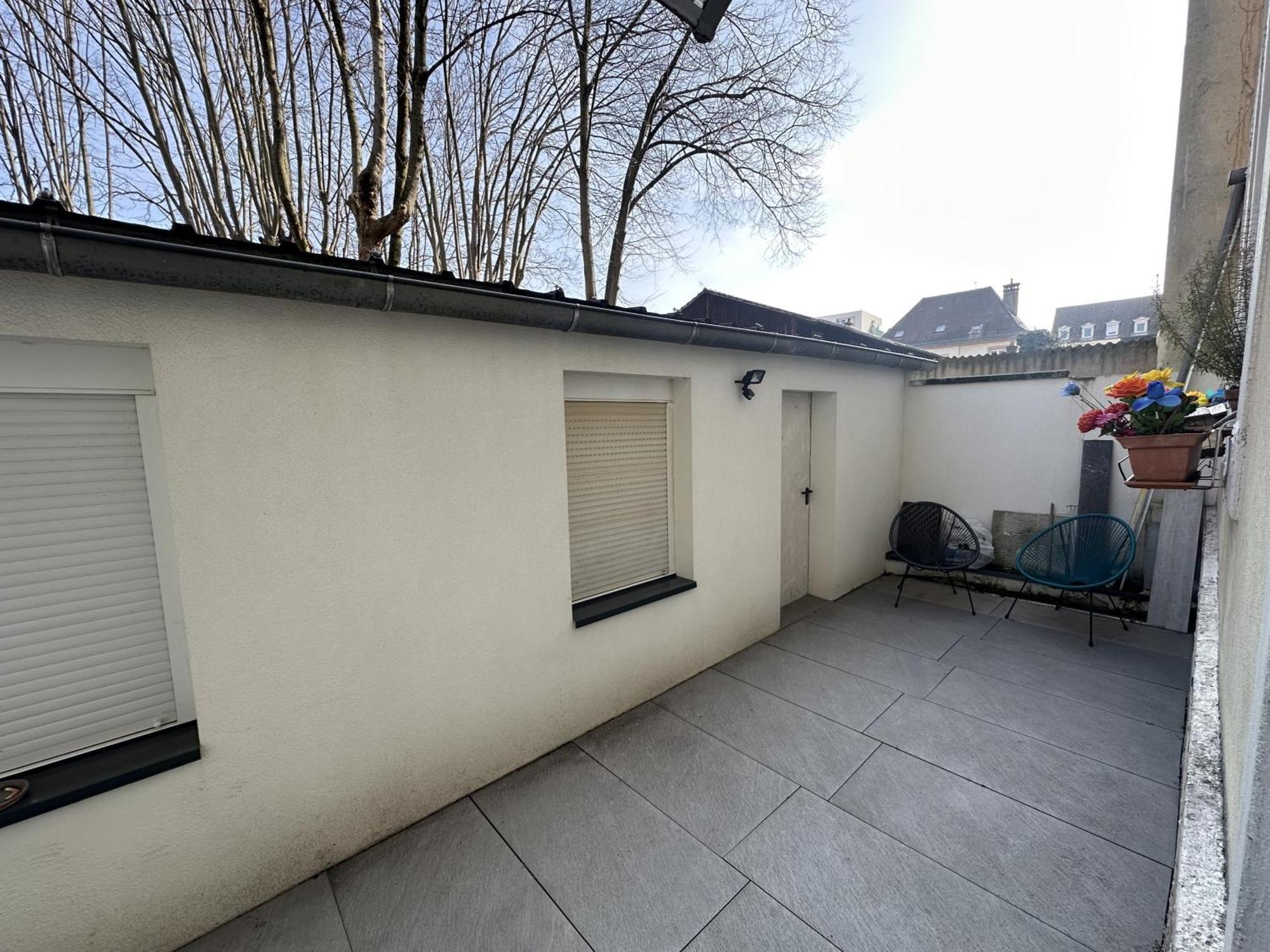 # Le 9 # Joli Neuf, Equipe Centre Apartment *